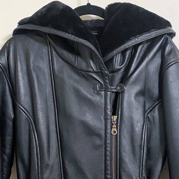 Wilson’s Genevieve Belted Leather Jacket - Picture 6 of 12